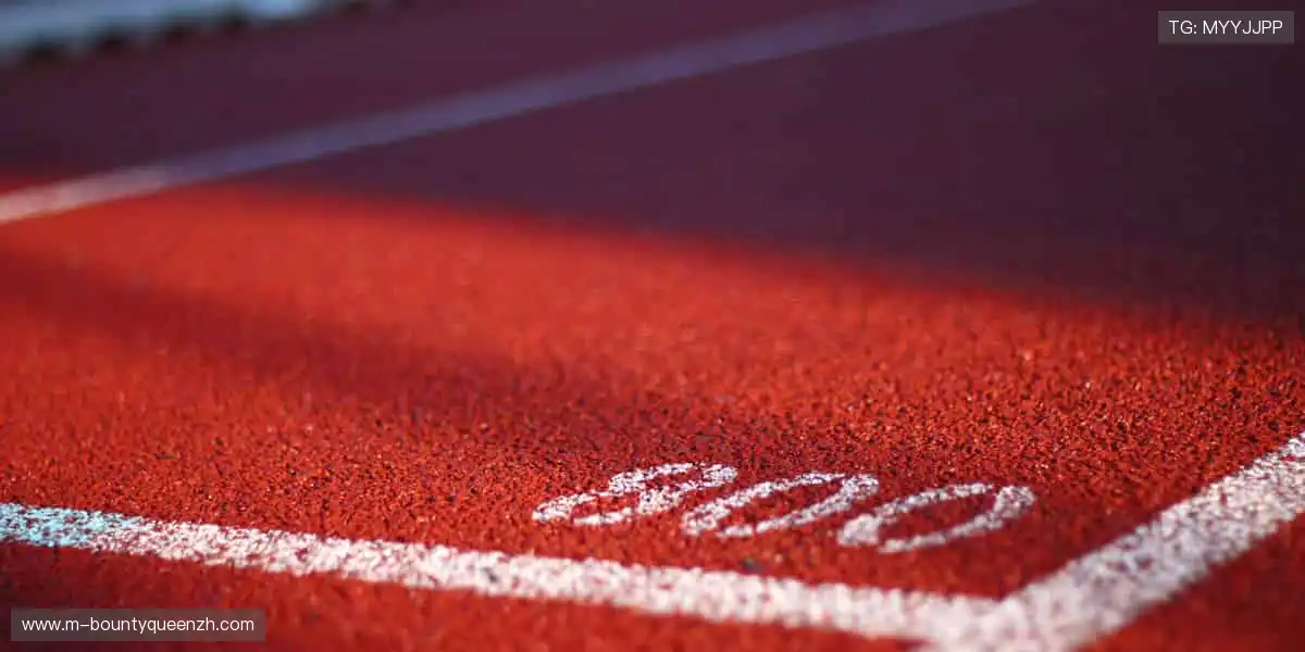 顶级真人扑克大厅：荷官德扑百家乐桌，高清投注便利